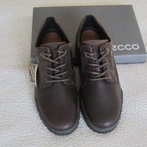 NEW IN BOX ECCO Track 6 GORETEX Men Low Boots Brown/Coffee size EU43(US 9-9.5)